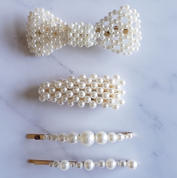 Pearl Hair Clip Set - Picture 2 of 7
